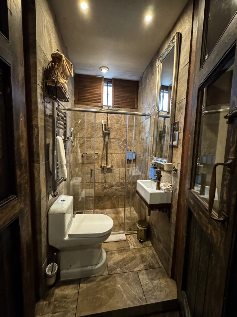 Comfortable guest room at Cow Hollow Hotel Manchester